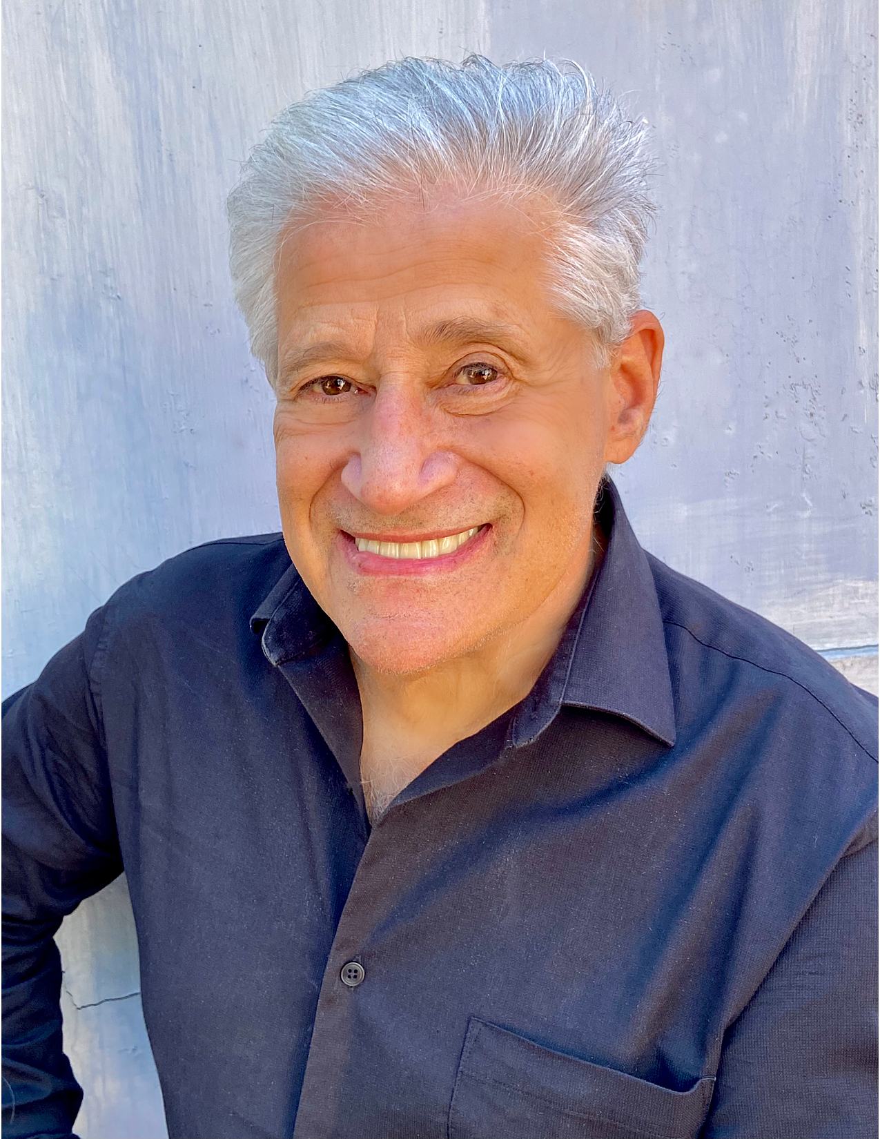 Larry Prof Photo retouched